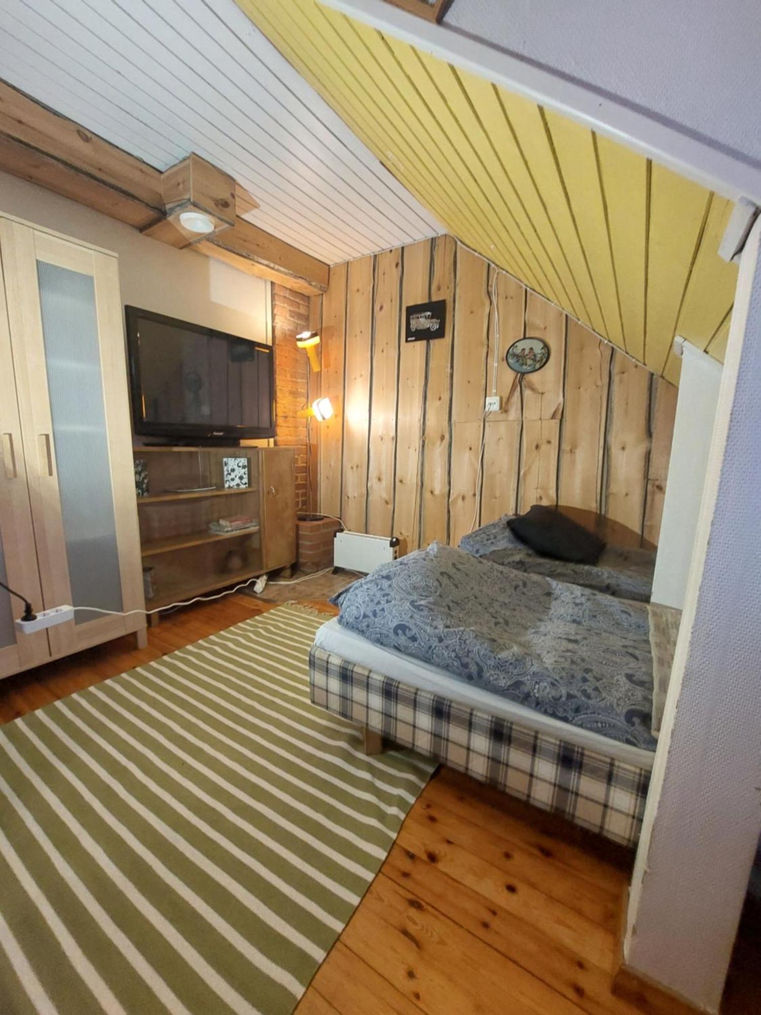 120 Yrs. Old Log House In Kuopio City Centre Kültér fotó
